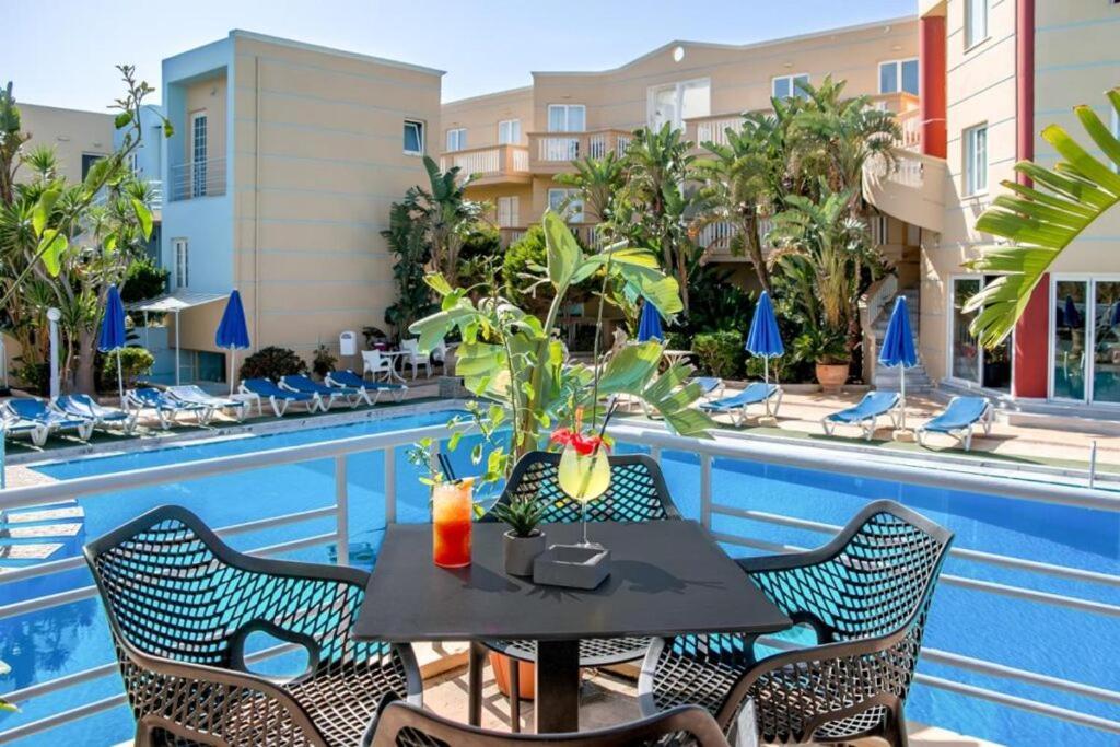 Futura Apartments Chania  Ngoại thất bức ảnh