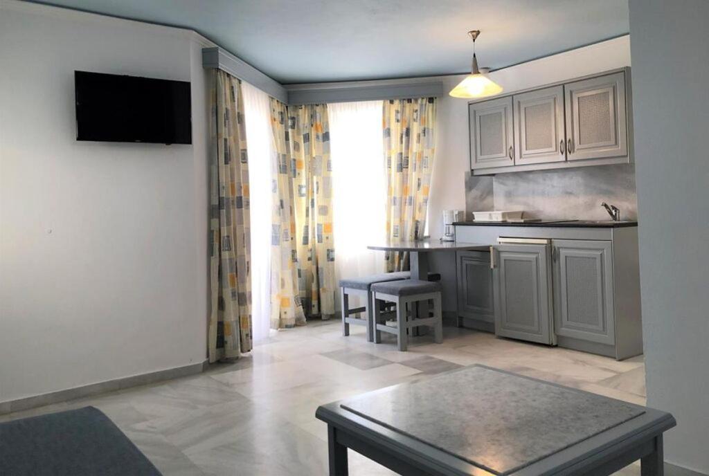 Futura Apartments Chania  Ngoại thất bức ảnh